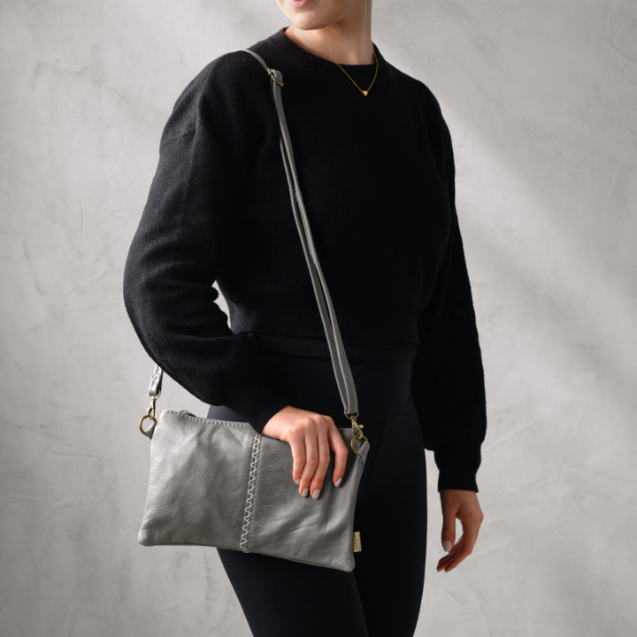Essence Leather Clutch Crossbody Bag - Pepper 6