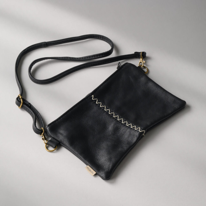 Essence Leather Clutch Crossbody Bag - Black 2