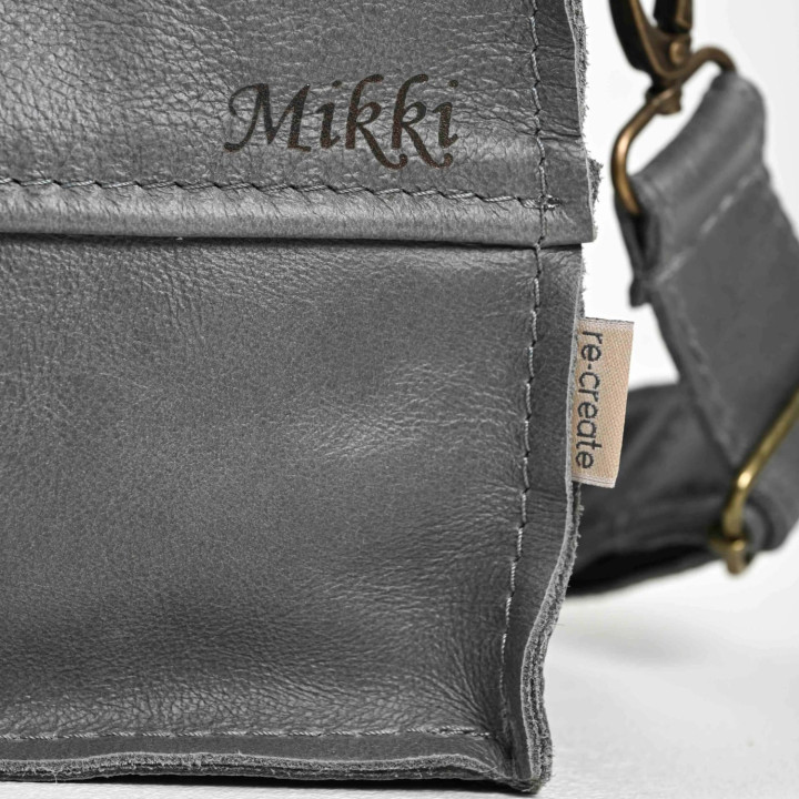 Nosh Leather Lunch Bag - Mystique Black - 4