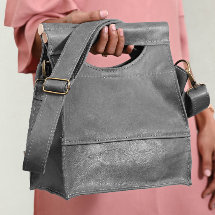 Nosh Leather Lunch Bag - Mystique Black - 6