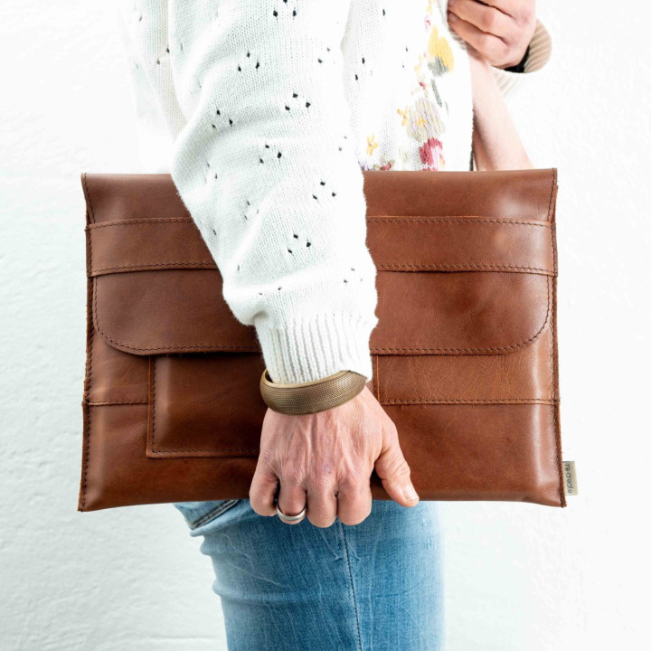 Leather Laptop Sleeve - Black - 13/14 inch - 5